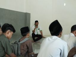 AWS Laksanakan Pengabdian Masyarakat Beri Pelatihan Jurnalistik Di Pondok Pesantren Sampang