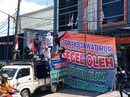 Tak Cukup Klarifikasi, AMI Desak PKS Copot Aboe Bakar ! Wajib Sujud Maaf Ke Ulama Madura