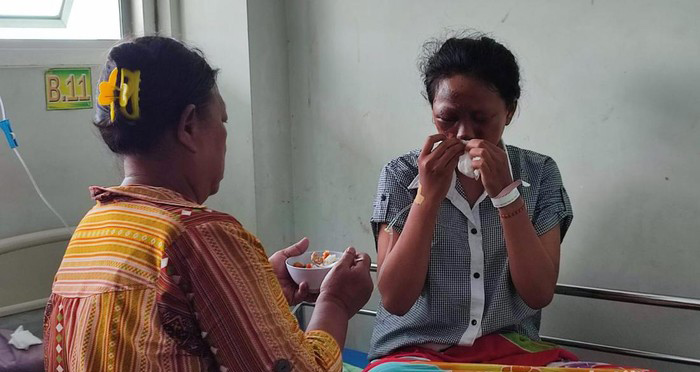 Wajah Siswi Ponorogo Luka Bakar Akibat HP Tiba-tiba Meledak