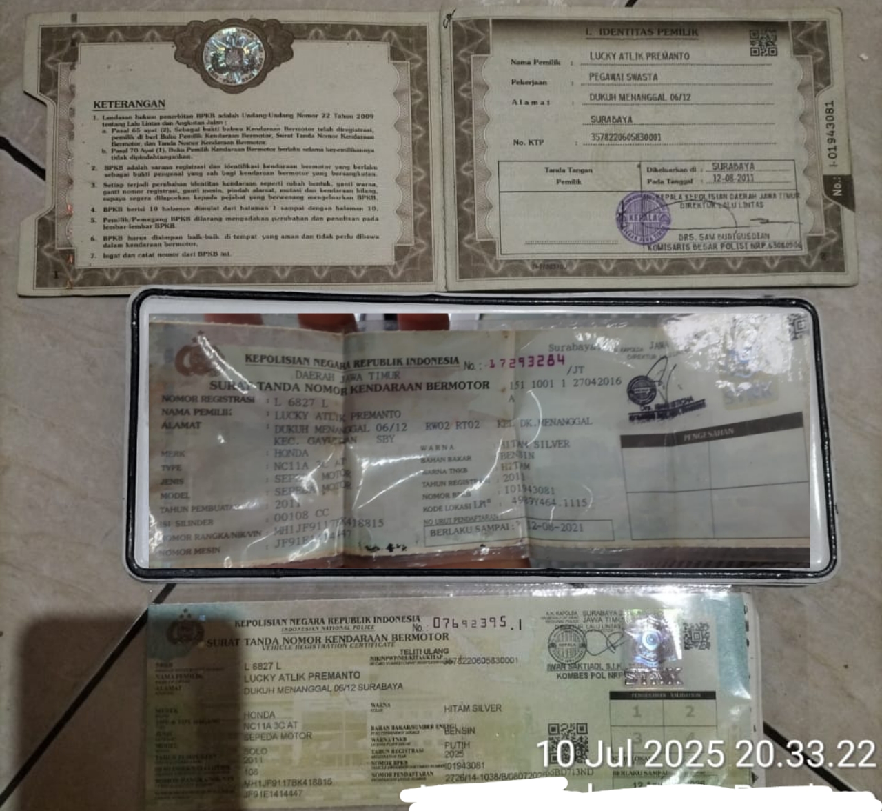 Gambar ini bukti bahwa tidak ada perubahan atas nama di STNK yang baru masih sama dengan yang lama